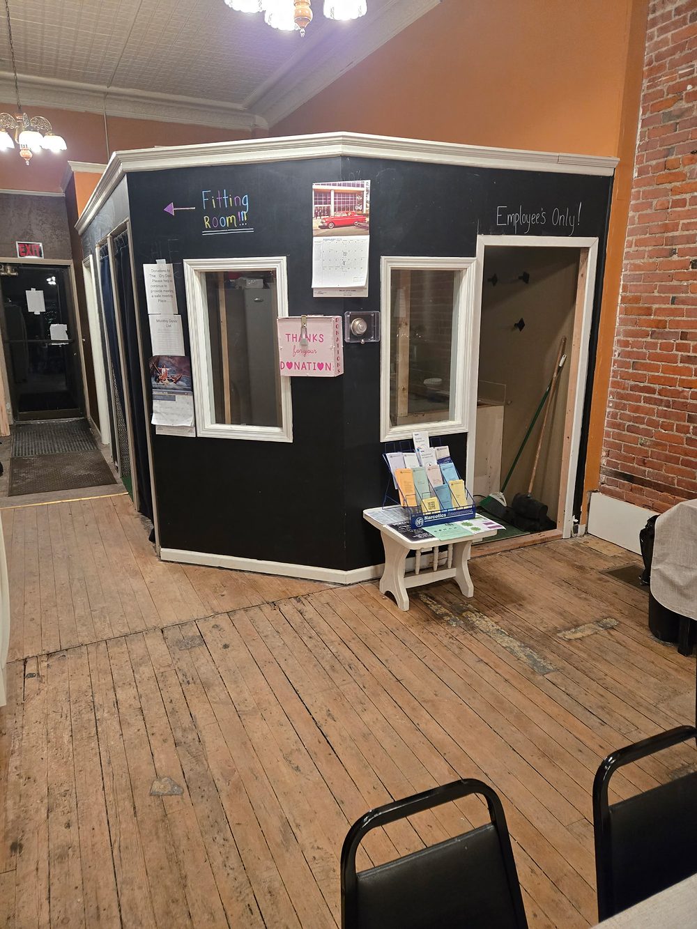 Fitting room build for charity
